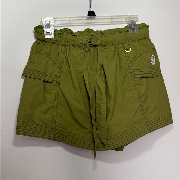 NEW Free People In The Wild Skort Green Cargo Mini Small - Picture 5 of 8